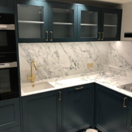 121595811_363642558327460_1