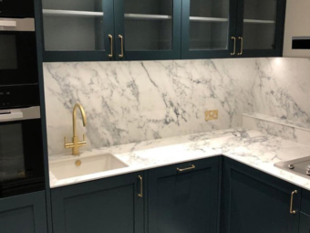 121595811_363642558327460_1